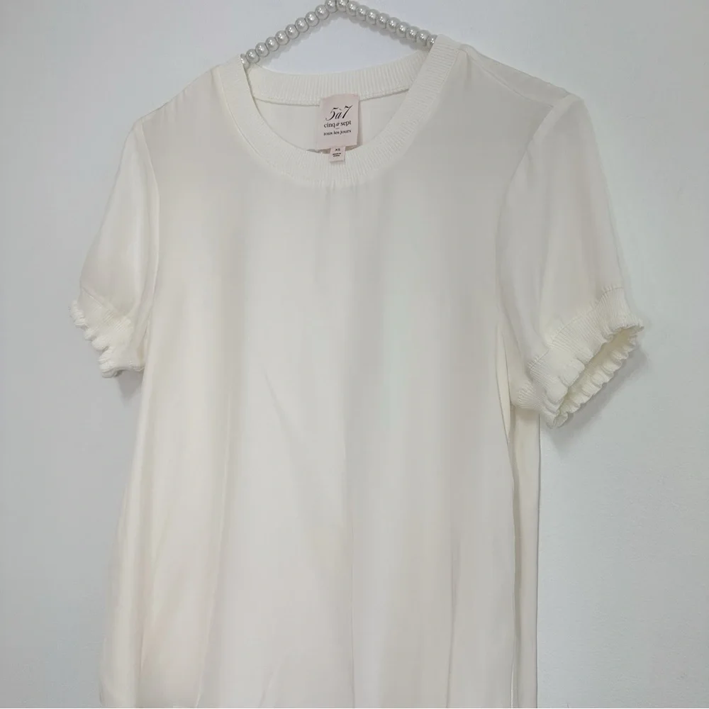 Cinq à Sept Lenny Short Sleeve 100% Silk Top in Ivory